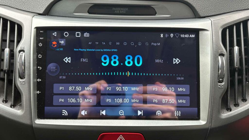 Kia Sportage  White #25