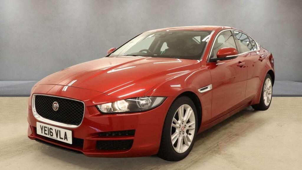 Jaguar XE Prestige Red #5