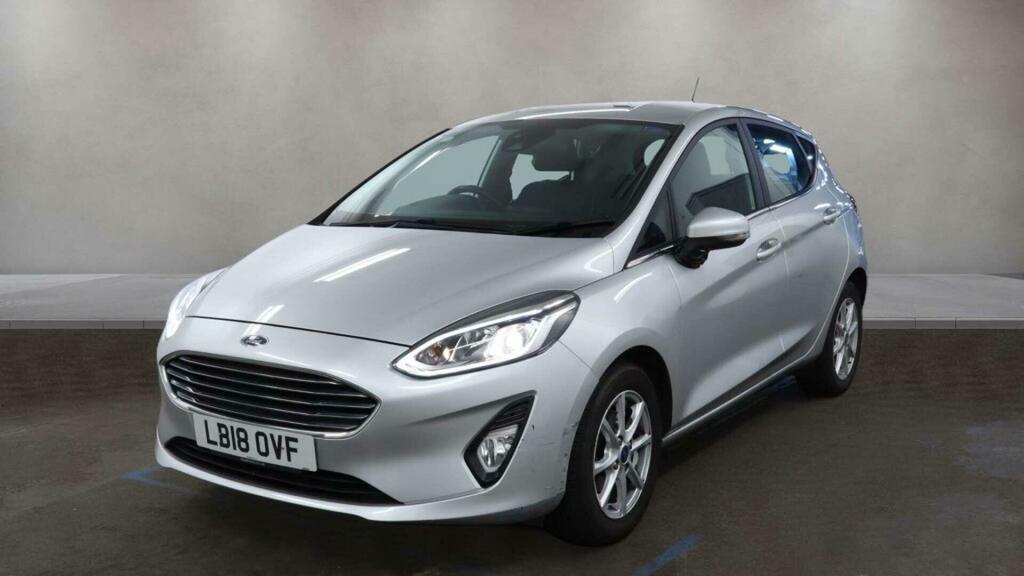 Ford Fiesta Zetec Silver #5