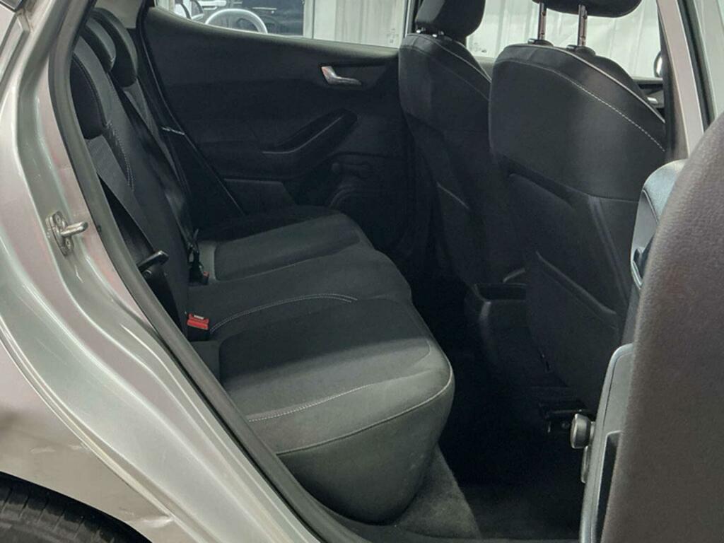 Ford Fiesta Zetec Silver #4