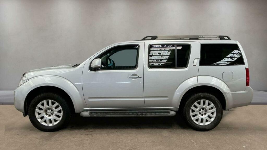 Nissan Pathfinder 2.5 Tekna Dci 188 Bhp Black #10