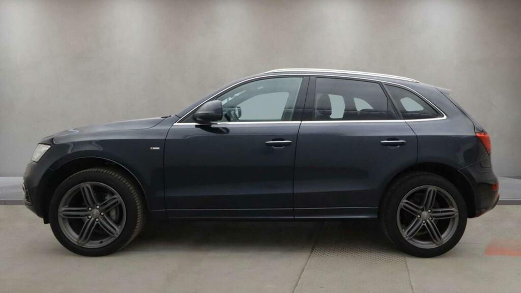 Audi Q5 S Line Plus 2.0 Tdi Quattro 150 Ps 6 Speed Black #10