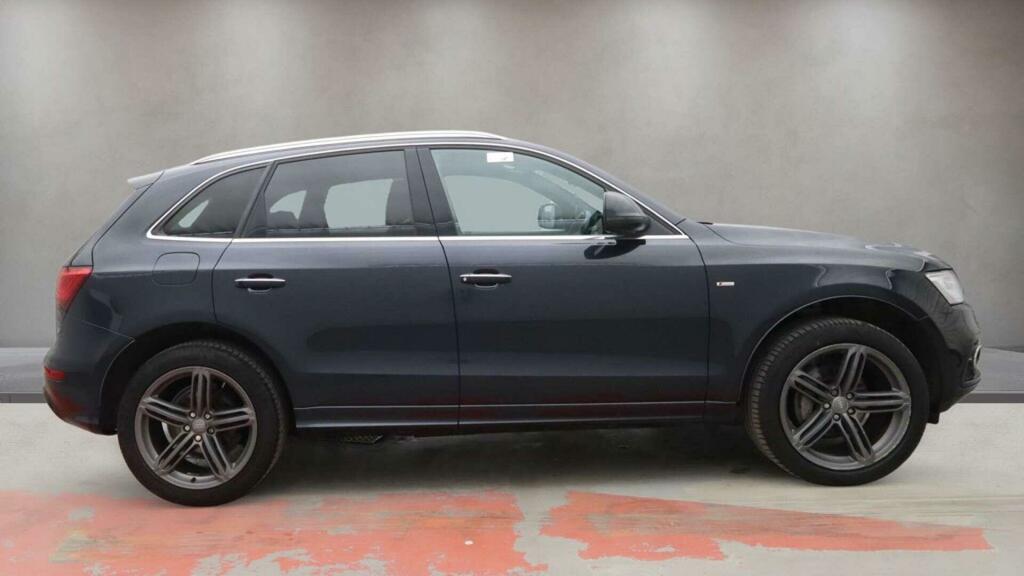 Audi Q5 S Line Plus 2.0 Tdi Quattro 150 Ps 6 Speed Black #9