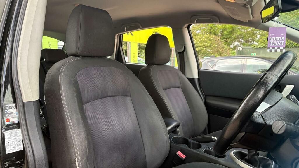 Nissan Qashqai Hatchback White #8