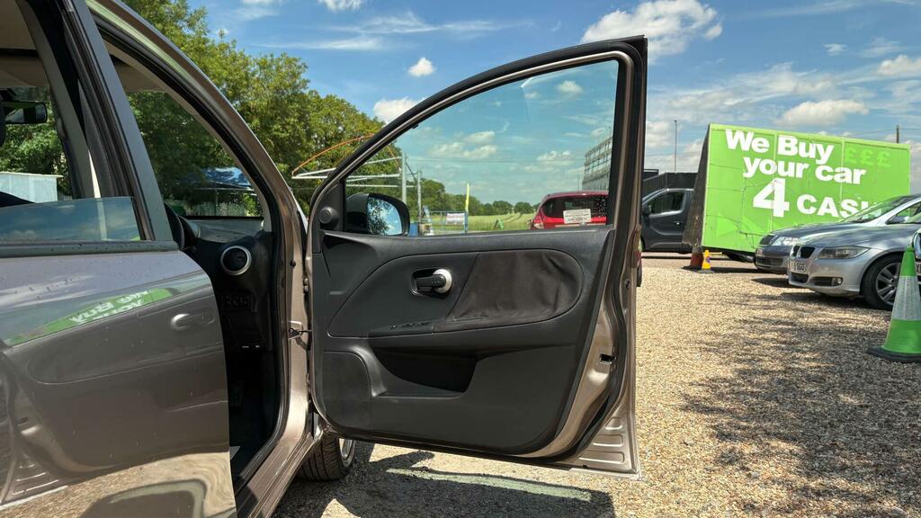 Nissan Note 1.4 16V Visia Euro 4 Silver #27