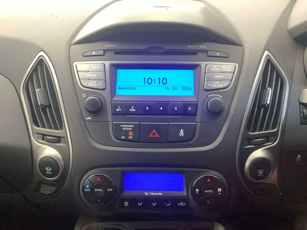 Hyundai Ix35 Se White #2