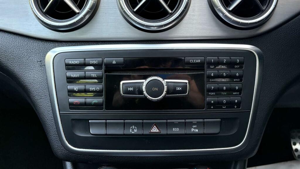 Mercedes-Benz CLA Class 2.1 Cla220 Cdi  #26