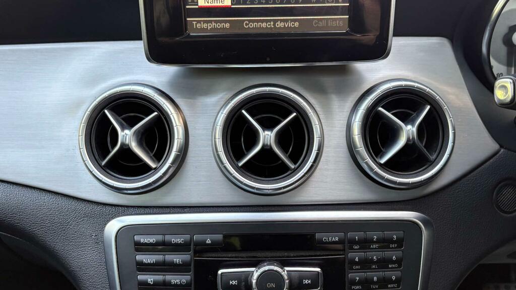 Mercedes-Benz CLA Class 2.1 Cla220 Cdi  #25