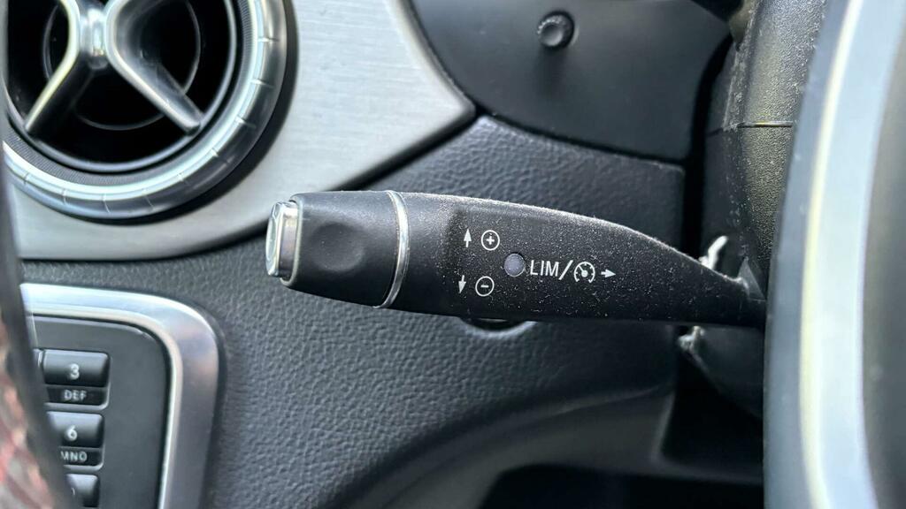 Mercedes-Benz CLA Class 2.1 Cla220 Cdi  #20