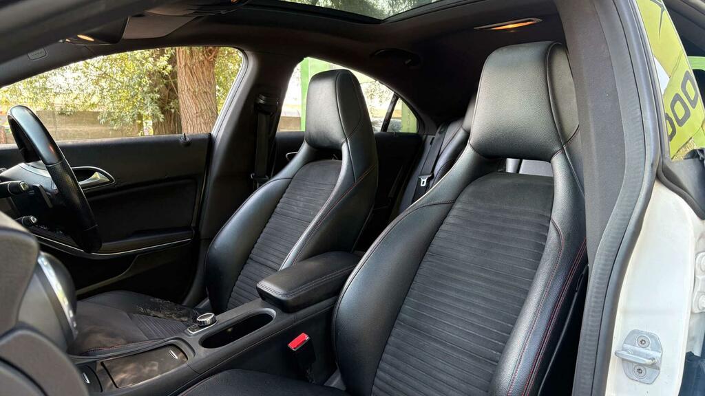 Mercedes-Benz CLA Class 2.1 Cla220 Cdi  #13