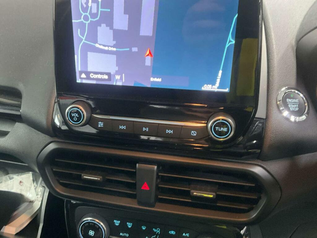 Ford Ecosport Titanium Silver #2