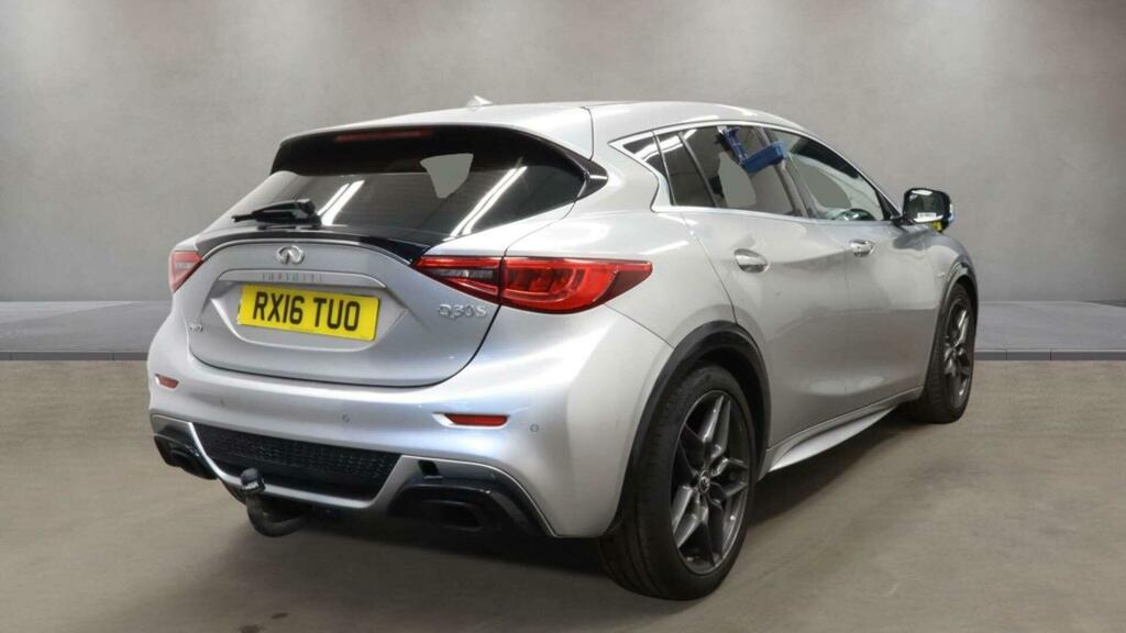 Infiniti Q30 Premium D 168 Grey #7