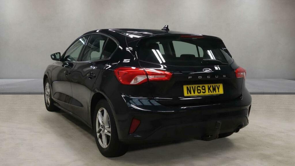 Ford Focus Zetec Black #6