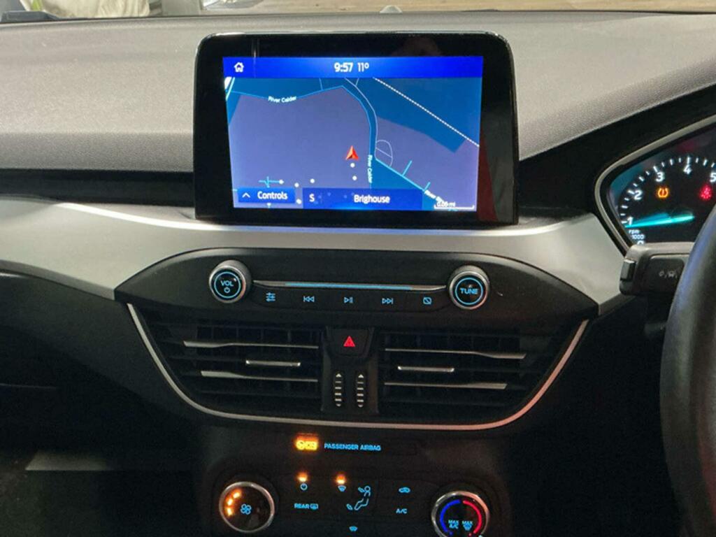 Ford Focus Zetec Black #2