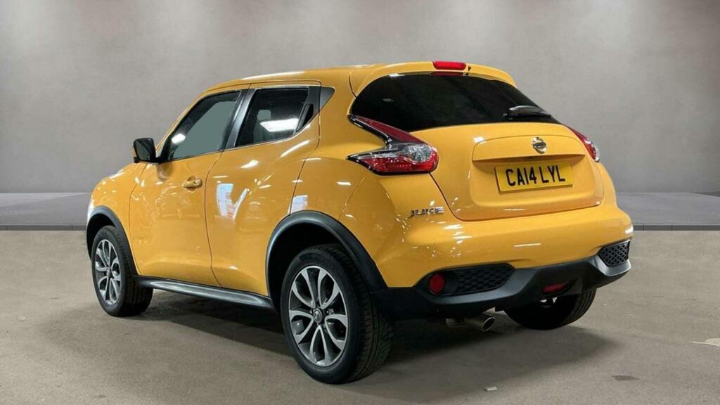 Nissan Juke Tekna Yellow #6