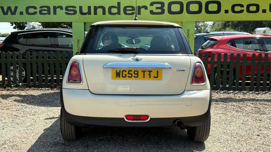 Mini Hatch One White #5