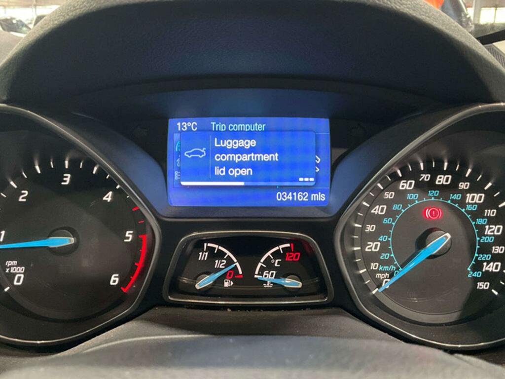 Ford C-Max 1.6 Zetec Mpv Euro 5 105 Ps White #8