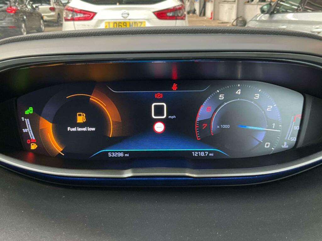 Peugeot 3008 Bluehdi Ss Active Grey #8