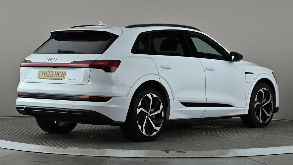 Audi E-tron 300Kw 55 Quattro 95Kwh Black Edition YH23HCN White #6