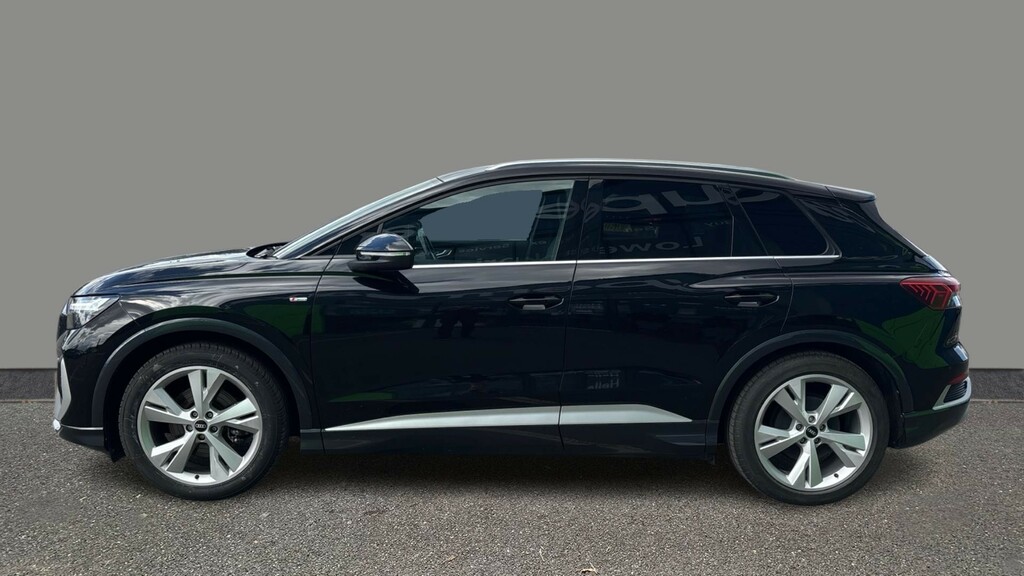 Audi Q4 E Tron 125Kw 35 55Kwh S Line AK71SFN Black #3