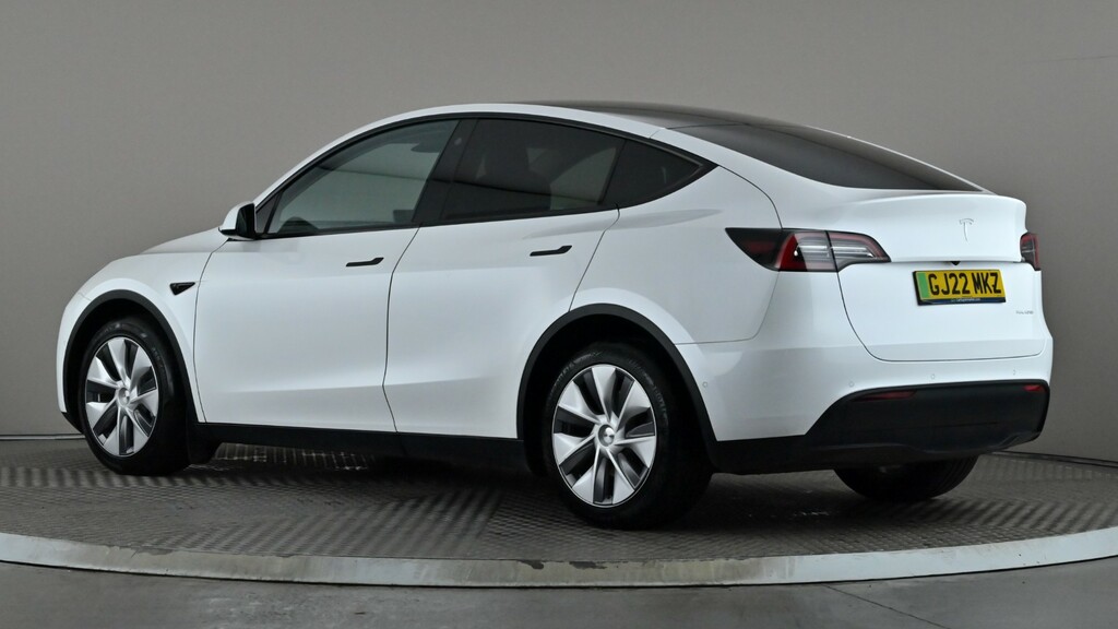 Tesla Model Y Long Range Awd GJ22MKZ White #4