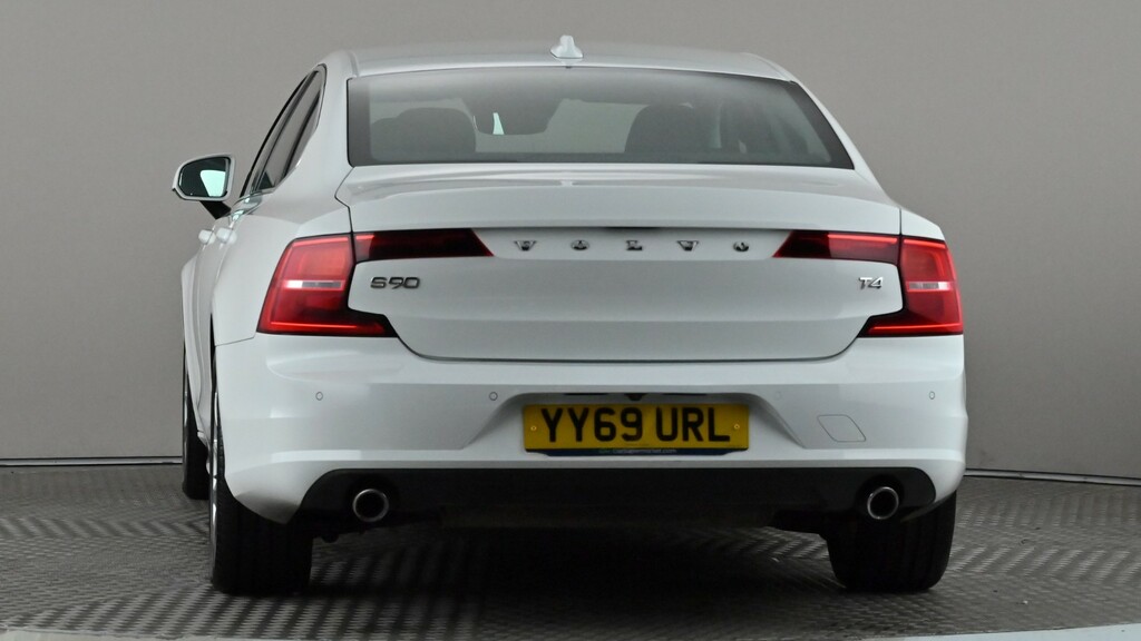 Volvo S90 2.0 T4 Momentum Plus Geartronic White #5