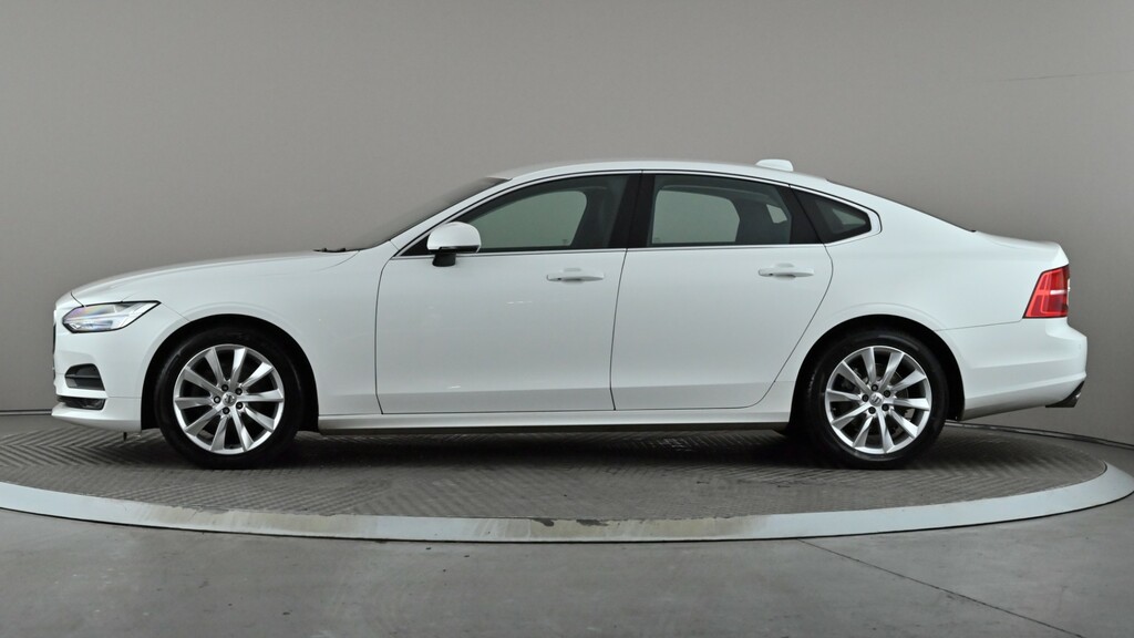 Volvo S90 2.0 T4 Momentum Plus Geartronic White #3
