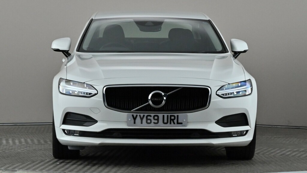Volvo S90 2.0 T4 Momentum Plus Geartronic White #2