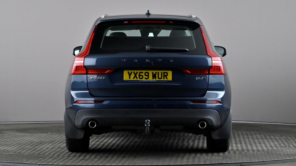 Volvo XC60 2.0 B4d Momentum Pro Awd Geartronic YX69WUR Blue #5