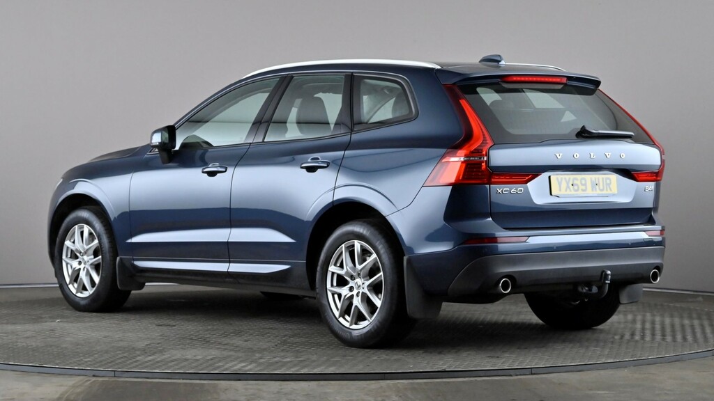 Volvo XC60 2.0 B4d Momentum Pro Awd Geartronic YX69WUR Blue #4