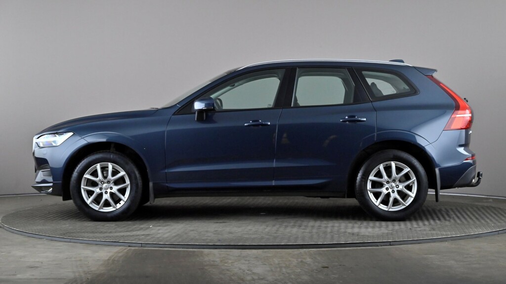 Volvo XC60 2.0 B4d Momentum Pro Awd Geartronic YX69WUR Blue #3