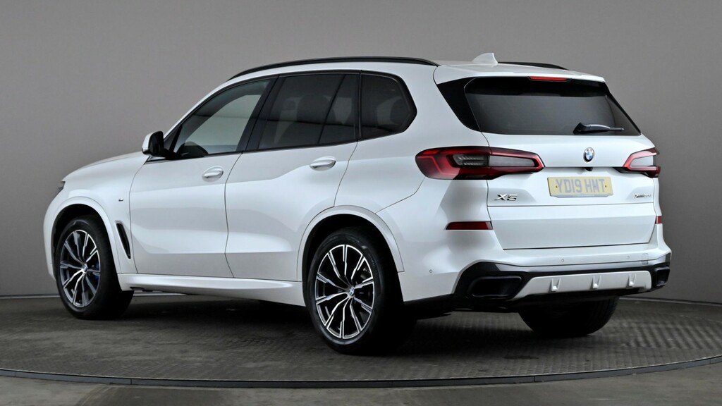 BMW X5 Xdrive30d M Sport YD19HMT White #4