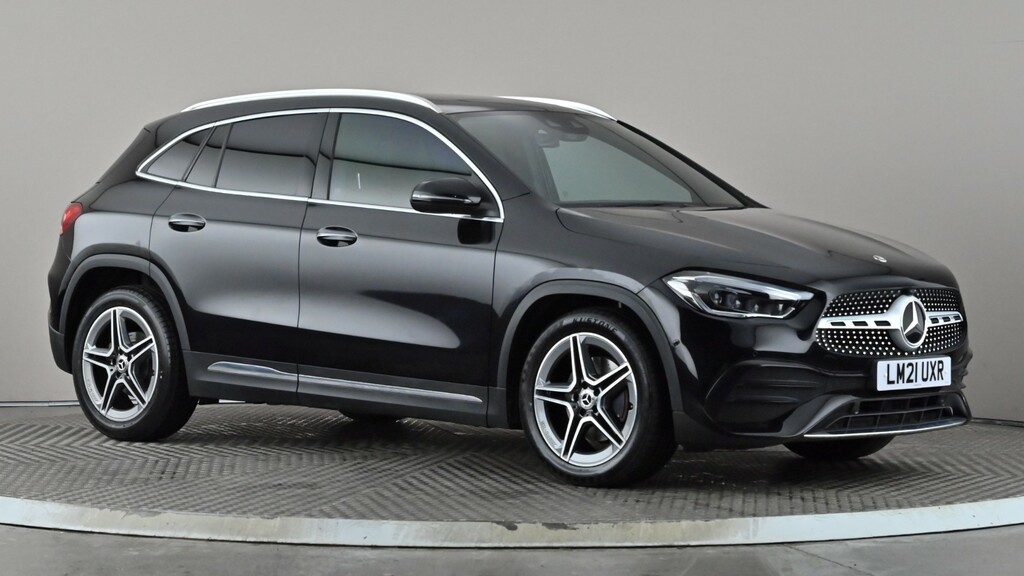 Mercedes-Benz GLA Class Gla 180 Amg Line Premium Plus Black