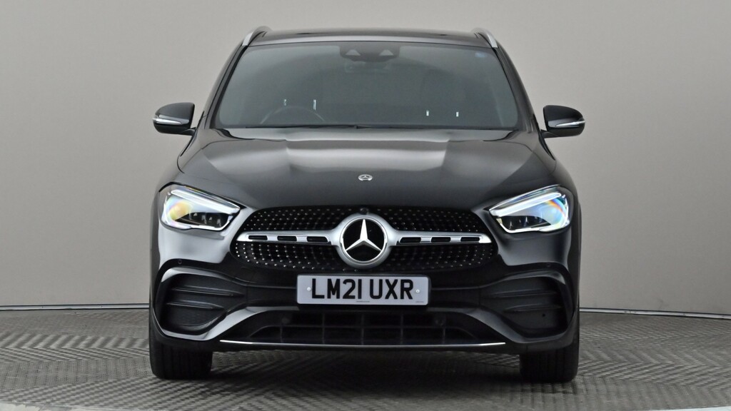 Mercedes-Benz GLA Class Gla 180 Amg Line Premium Plus LM21UXR Black #2
