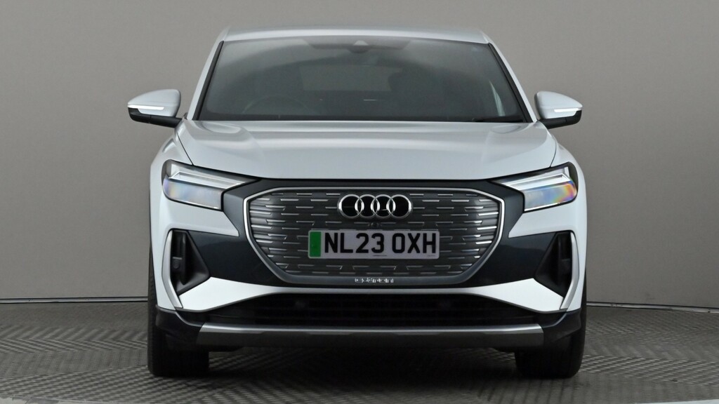 Audi Q4 E Tron 150Kw 40 82Kwh S Line NL23OXH White #2