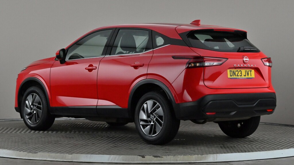 Nissan Qashqai 1.3 Dig-t Mh Acenta Premium DN23JVT Red #4