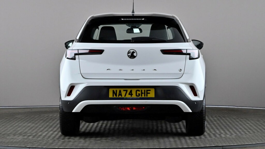Vauxhall Mokka-e 100Kw Design 50Kwh NA74GHF White #5