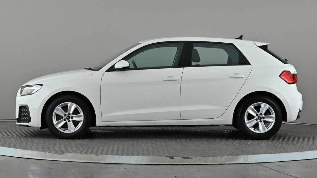 Audi A1 30 Tfsi 110 Technik NG21LPK White #3