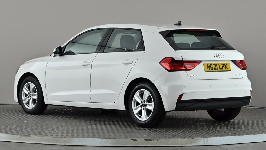Audi A1 30 Tfsi 110 Technik NG21LPK White #4