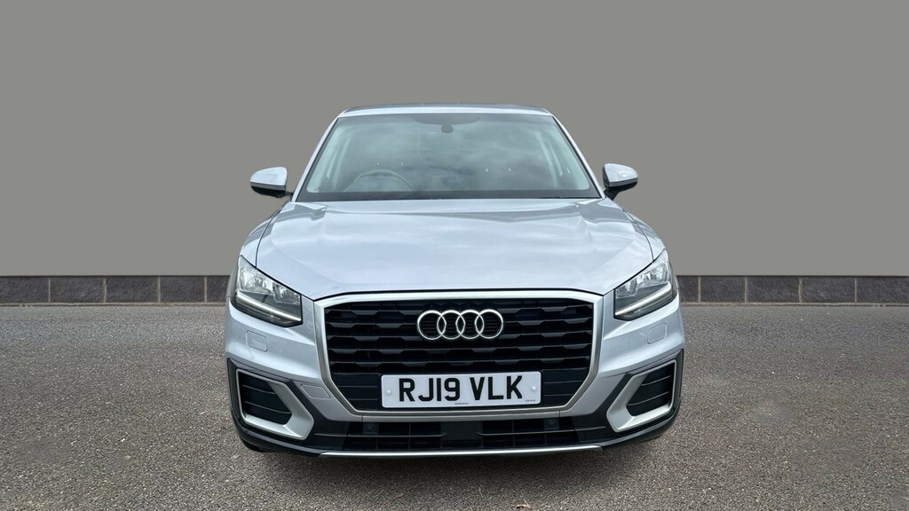 Audi Q2 30 Tfsi Sport S Tronic Silver #2