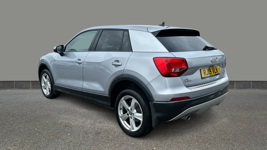Audi Q2 30 Tfsi Sport S Tronic Silver #4