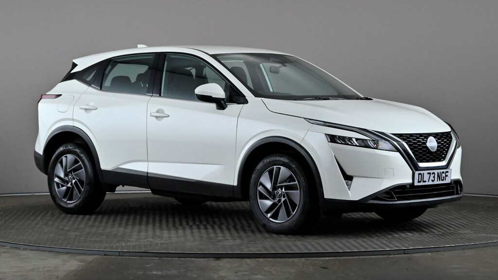 Nissan Qashqai 1.3 Dig-t Mh 158 Acenta Premium Xtronic White