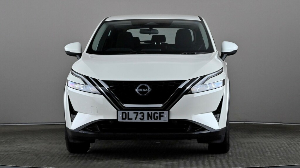 Nissan Qashqai 1.3 Dig-t Mh 158 Acenta Premium Xtronic DL73NGF White #2