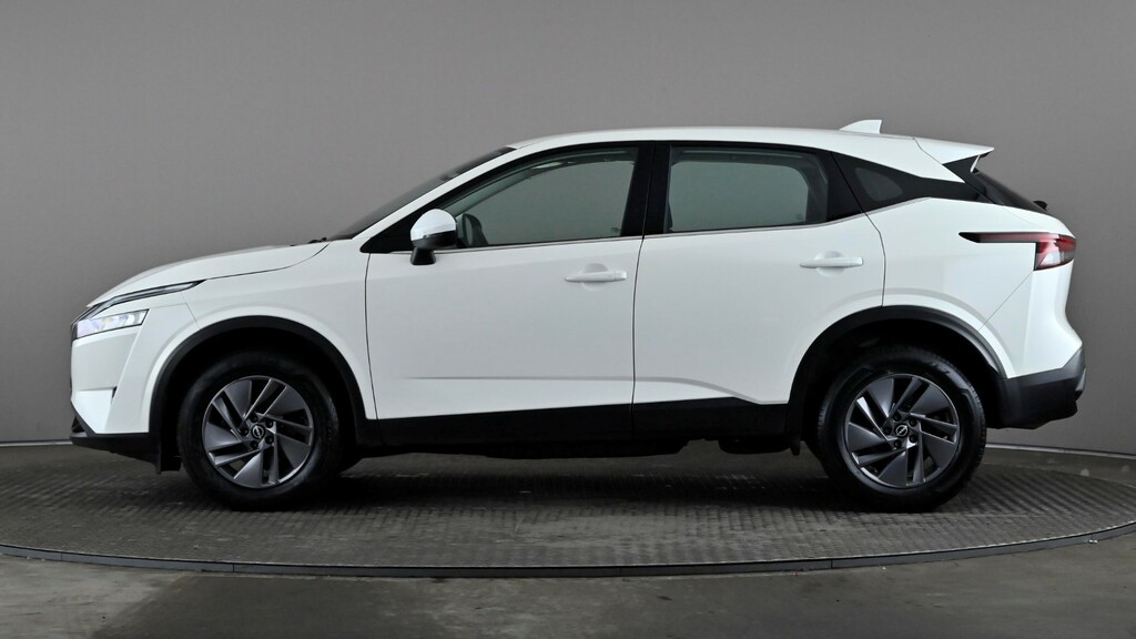 Nissan Qashqai 1.3 Dig-t Mh 158 Acenta Premium Xtronic DL73NGF White #3