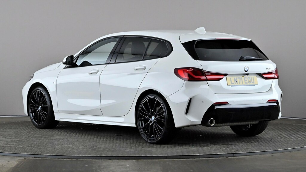 BMW 1 Series 118I 136 M Sport Step LN71EOU White #4