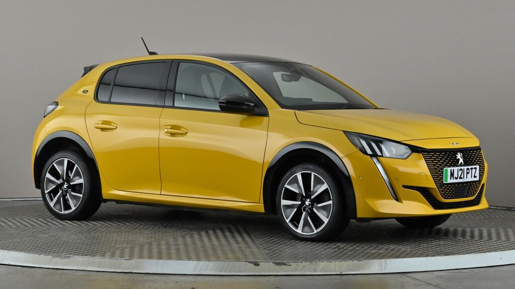 Peugeot e-208 100Kw Gt 50Kwh Yellow