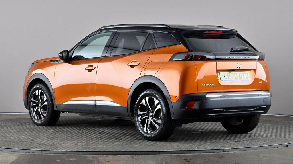 Peugeot e-2008 100Kw Gt 50Kwh LP70DTO Orange #4
