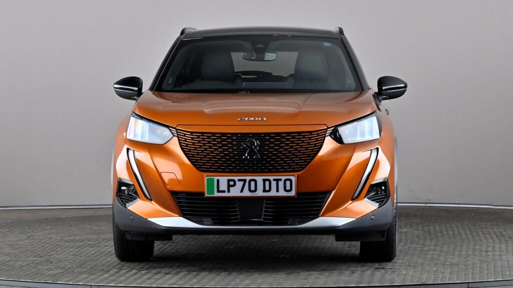 Peugeot e-2008 100Kw Gt 50Kwh LP70DTO Orange #2