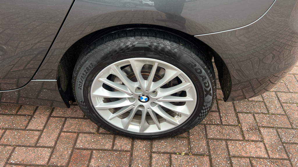 BMW 2 Series Active Tourer Mpv White #10