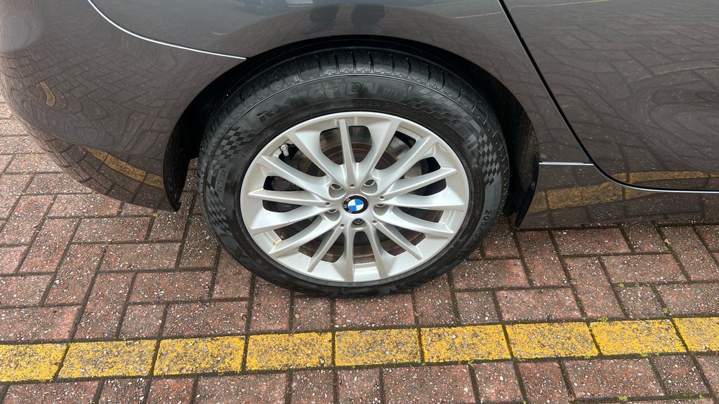 BMW 2 Series Active Tourer Mpv White #9